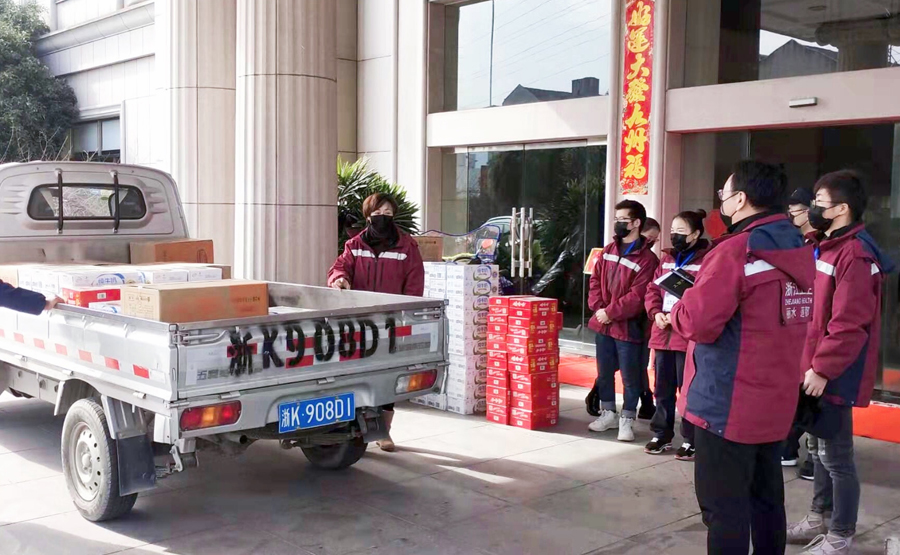 抗擊疫情,浙江正達環(huán)保向蓮都區(qū)衛(wèi)健委和疾控中心捐贈物資(圖2) 抗擊疫情,浙江正達環(huán)保向蓮都區(qū)衛(wèi)健委和疾控中心捐贈物資(圖2)